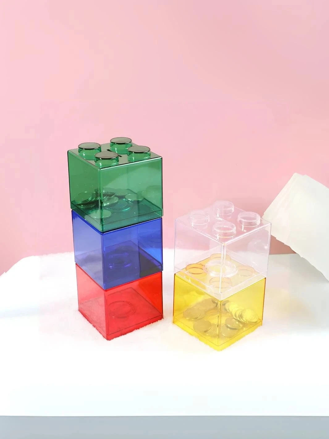 Tirelire en plastique