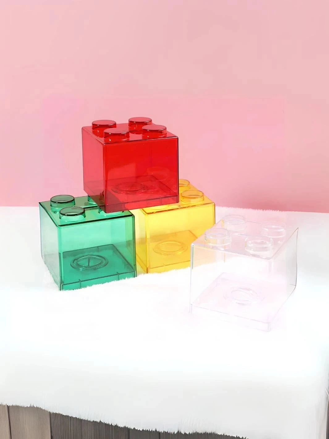 Tirelire en plastique