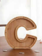 Tirelire lettre en bois C