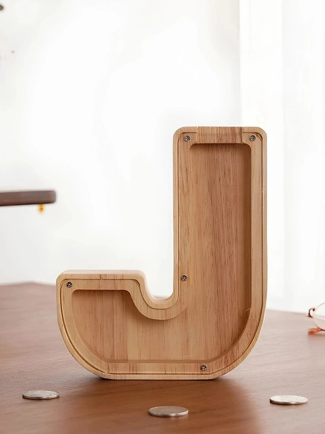 Tirelire lettre en bois J