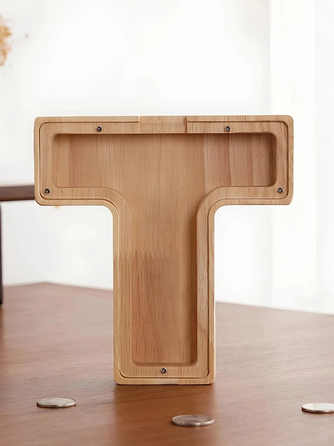 Tirelire lettre en bois T