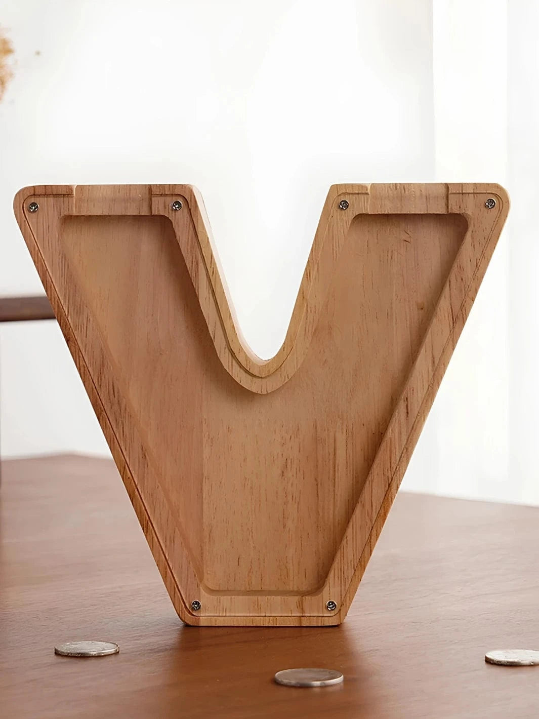 Tirelire lettre en bois V