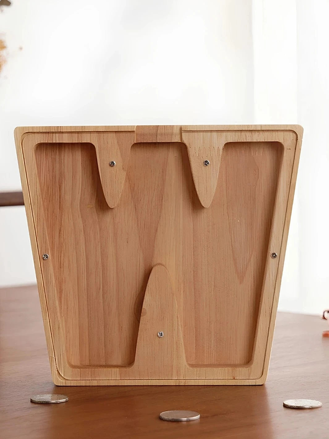 Tirelire lettre en bois W